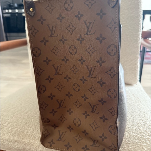 Louis Vuitton Brown and Gold Monogram Tote - Picture 5 of 8
